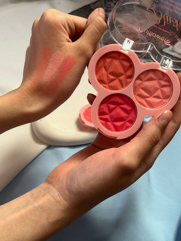 پالت رژگونه ی ۳ رنگ